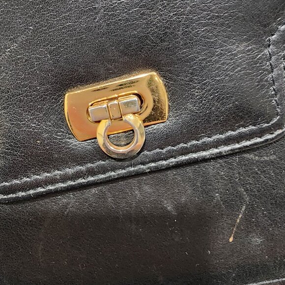Vintage Picard Black Leather Handbag with Gold-Tone Closure - Made in Germany - Picture 11 of 14